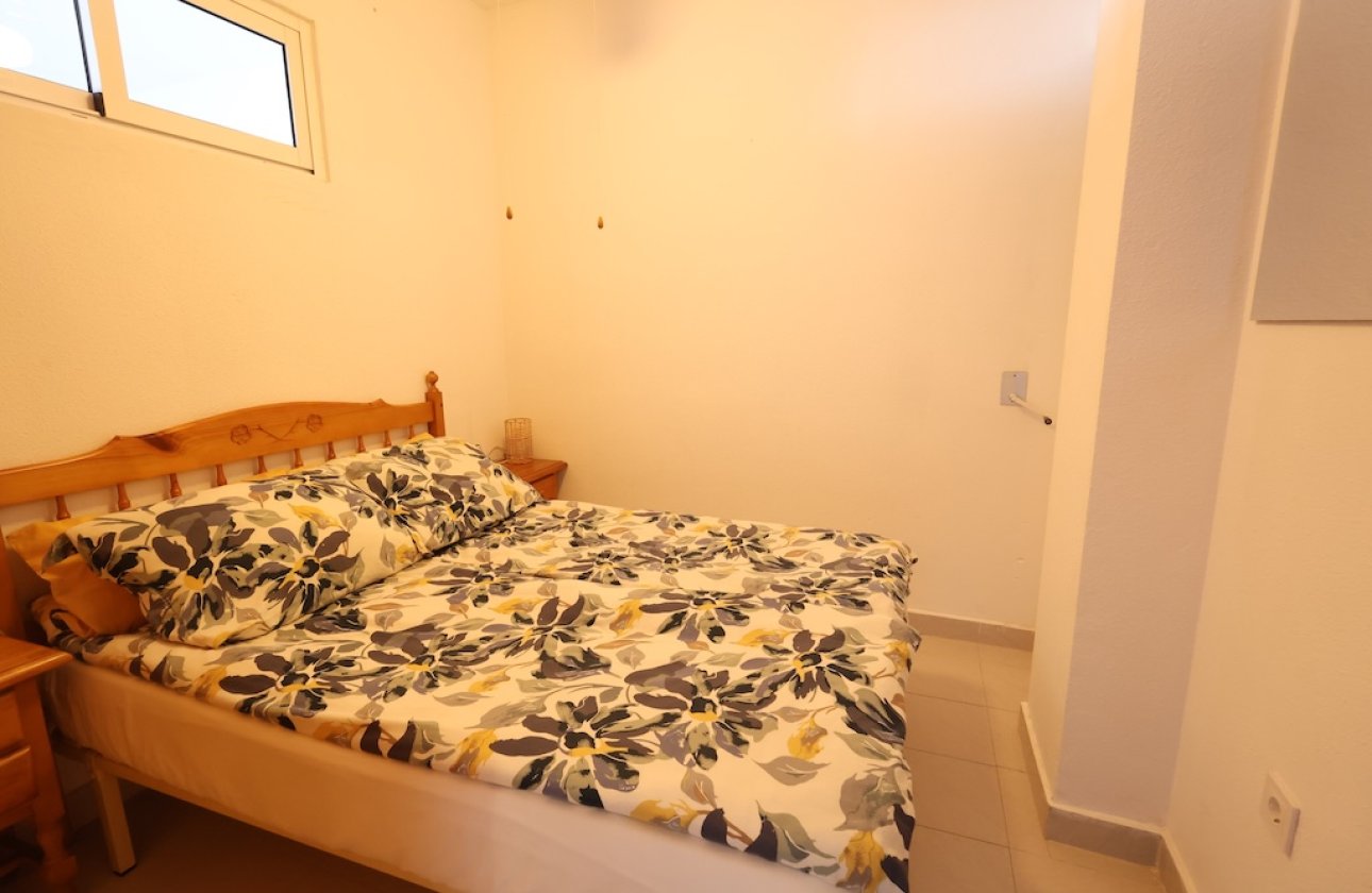 Resale - Apartment / flat - Torrevieja - Playa del Cura