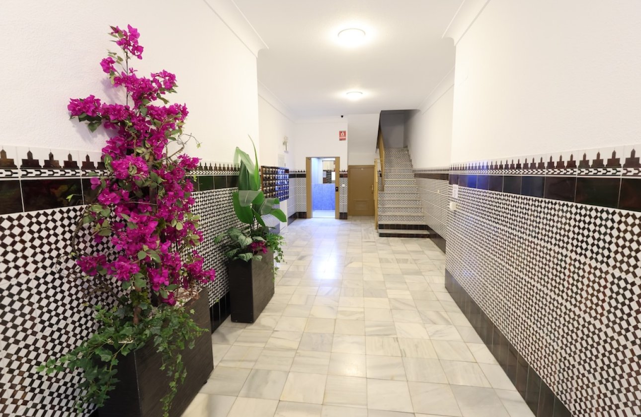 Resale - Apartment / flat - Torrevieja - Playa del Cura