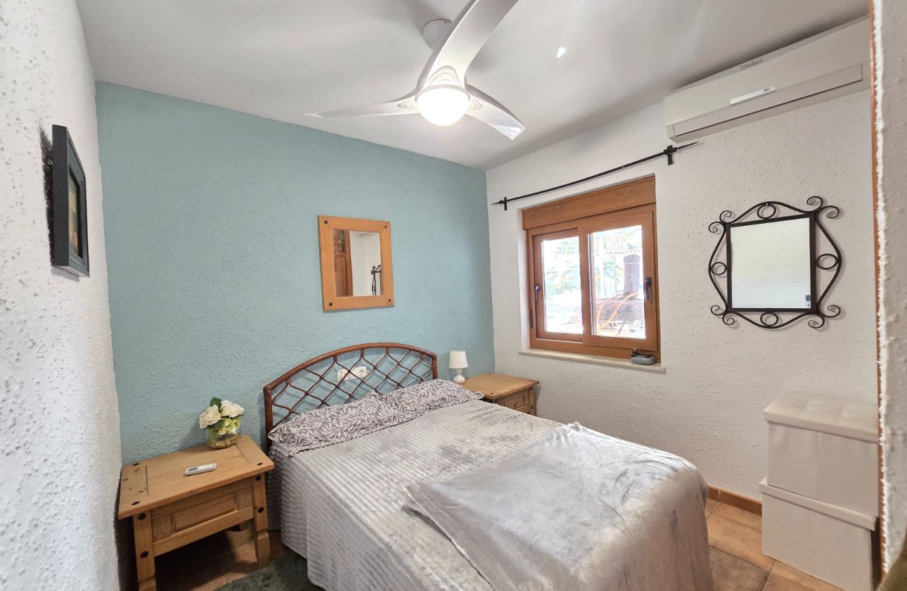 Resale - Villa - Orihuela Costa - Cabo Roig *