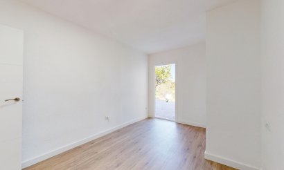 Resale - Bungalow - Orihuela Costa - Villamartín