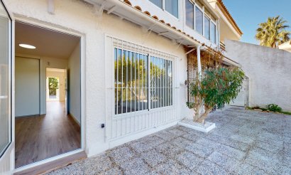 Resale - Bungalow - Orihuela Costa - Villamartín