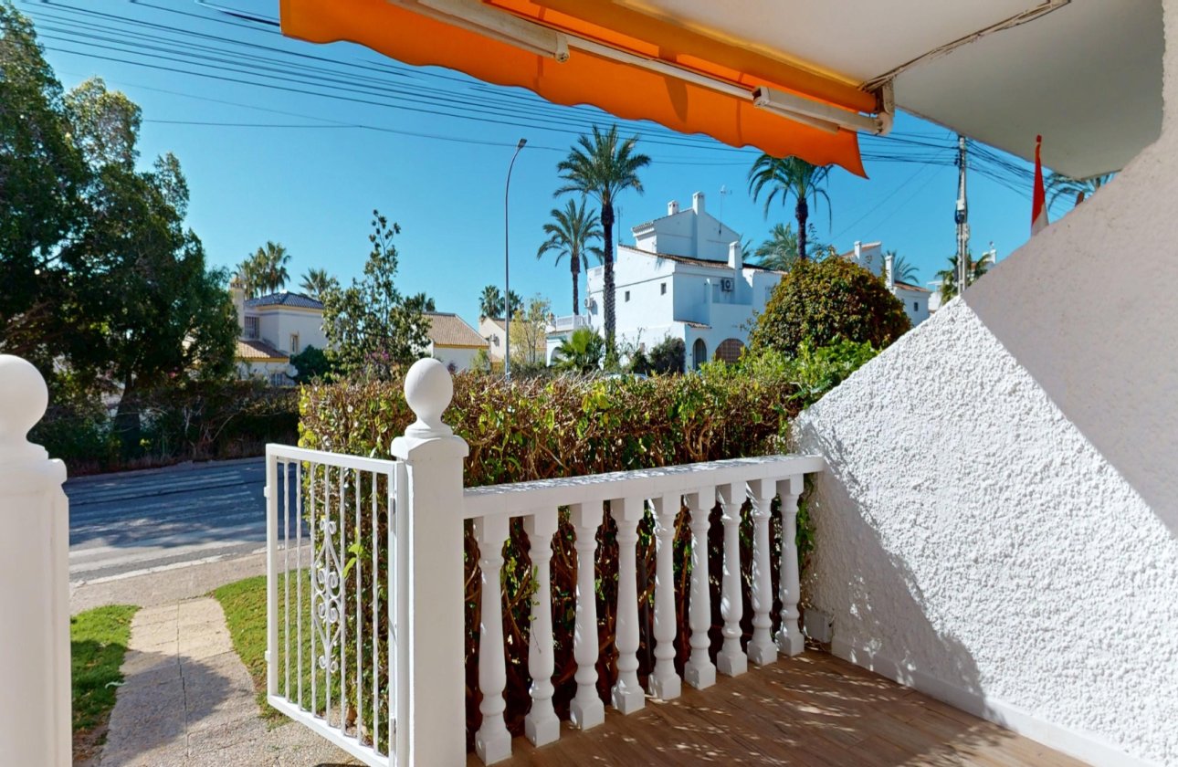 Resale - Bungalow - Orihuela Costa - Villamartín