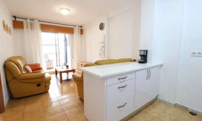 Resale - Apartment / flat - Torrevieja - La Veleta
