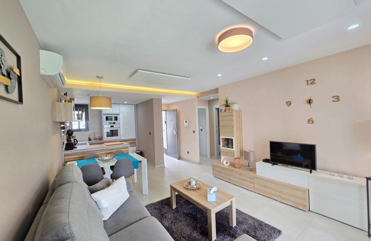 Resale - Apartment / flat - Orihuela Costa - Punta Prima *