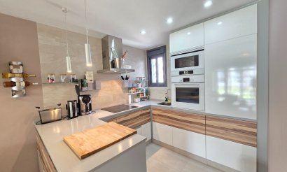 Resale - Apartment / flat - Orihuela Costa - Punta Prima *