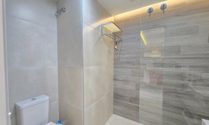 Resale - Apartment / flat - Orihuela Costa - Punta Prima *