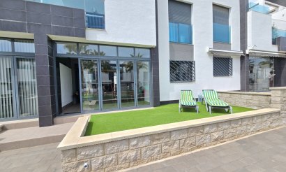 Resale - Apartment / flat - Orihuela Costa - Punta Prima *