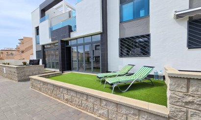 Resale - Apartment / flat - Orihuela Costa - Punta Prima *