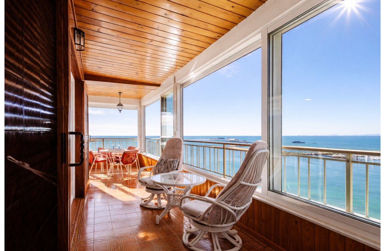 Resale - Apartment / flat - Torrevieja - Playa del Acequión