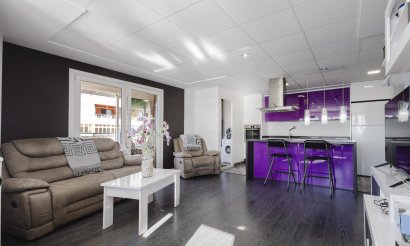 Resale - Apartment / flat - Torrevieja - Playa del Acequión