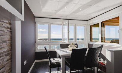 Resale - Apartment / flat - Torrevieja - Playa del Acequión