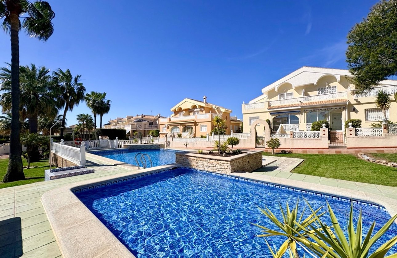 Resale - Villa - Rojales - Ciudad Quesada