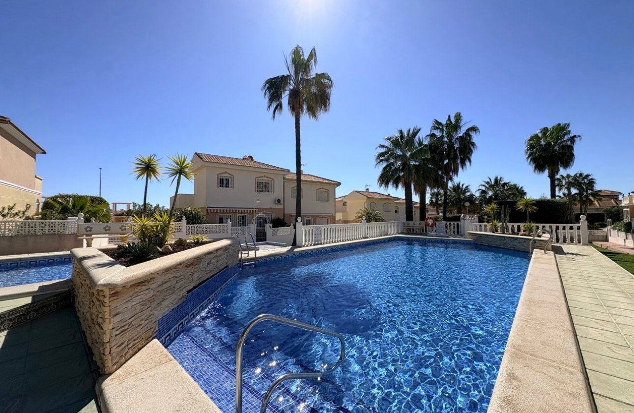 Resale - Villa - Rojales - Ciudad Quesada