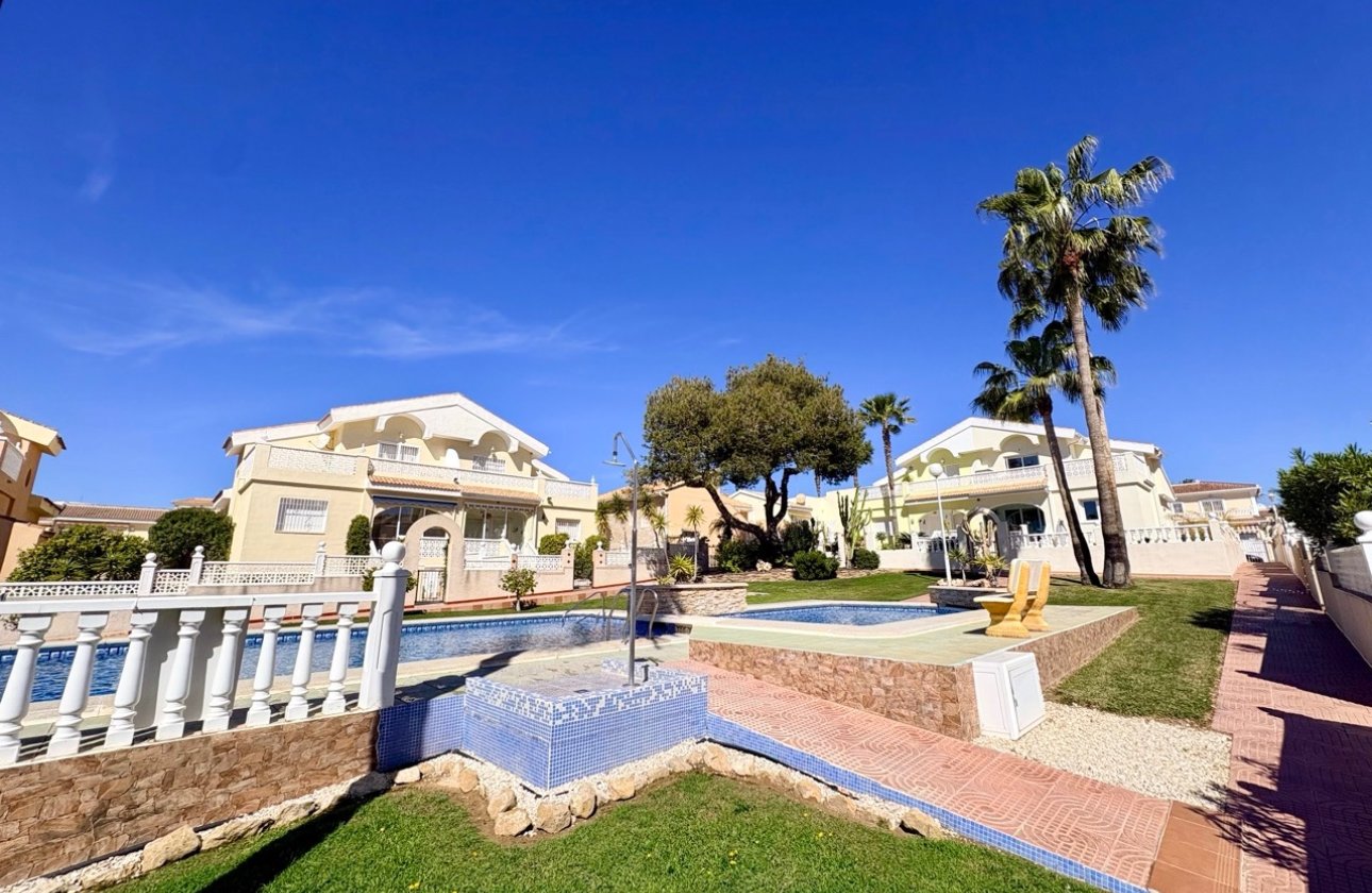 Resale - Villa - Rojales - Ciudad Quesada