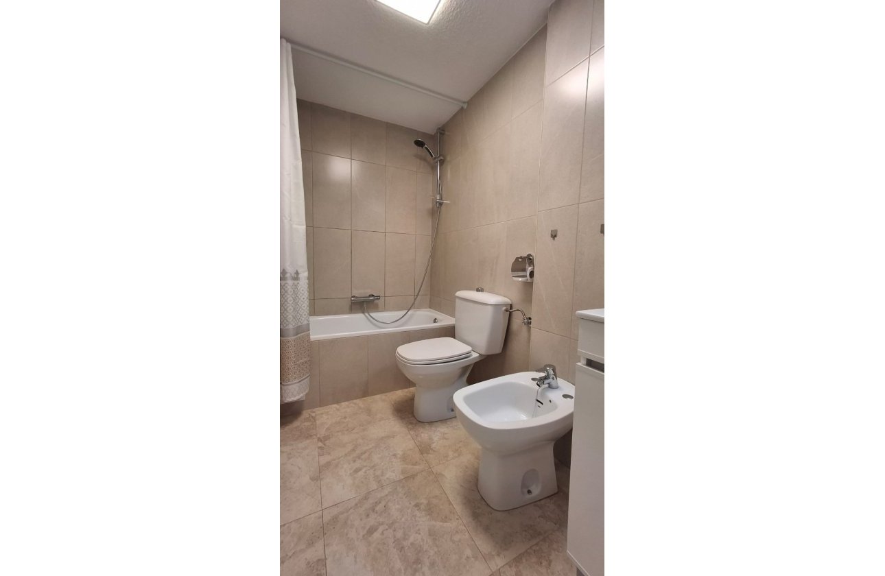 Resale - Apartment / flat - La Mata - Playa