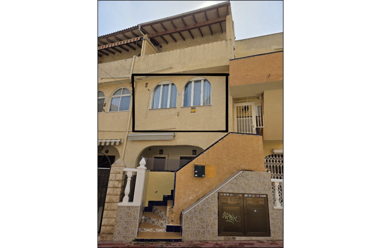 Resale - Apartment / flat - La Mata - Playa