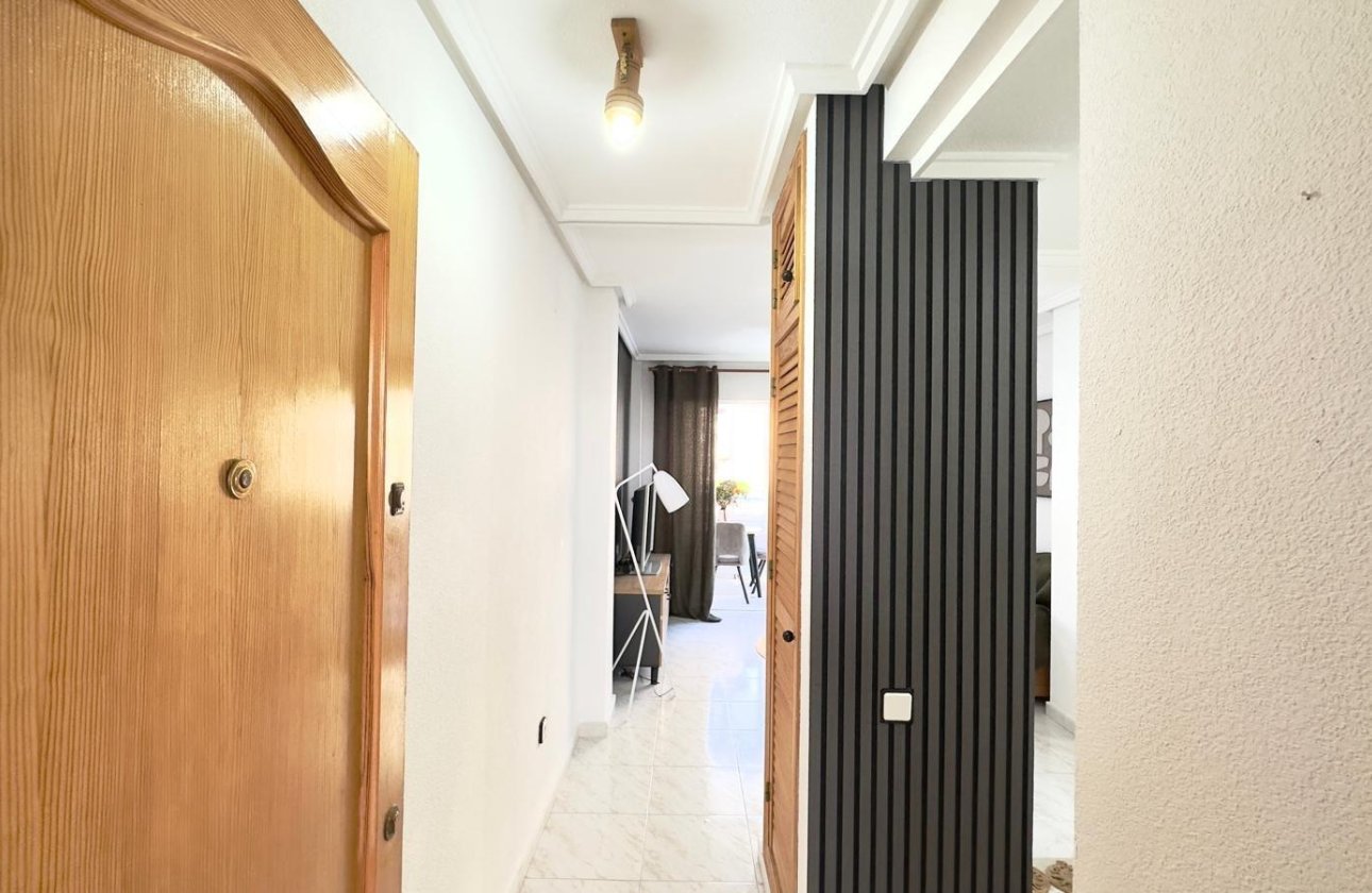 Resale - Apartment / flat - Torrevieja - Nueva Torrevieja - Aguas Nuevas