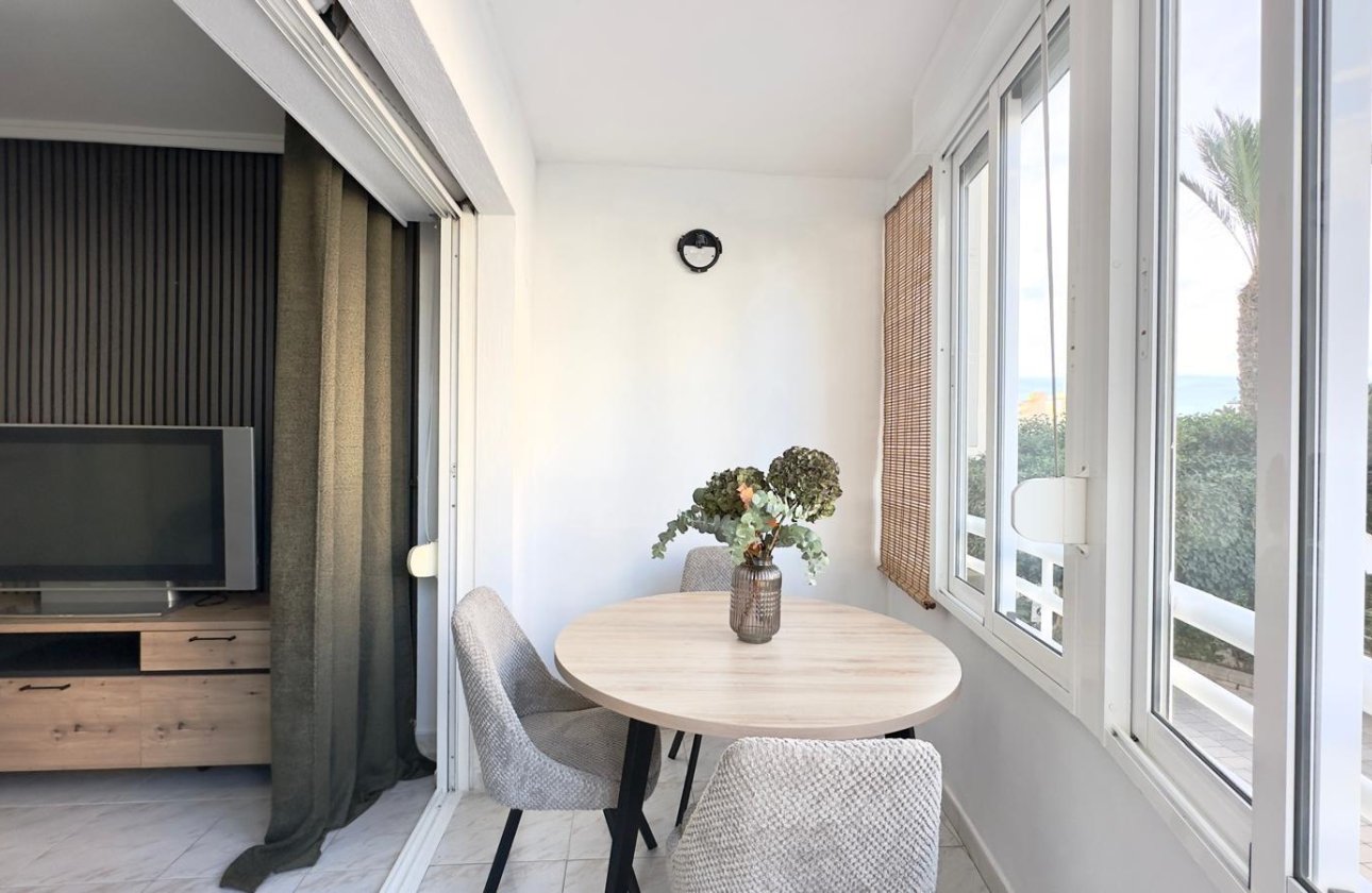 Resale - Apartment / flat - Torrevieja - Nueva Torrevieja - Aguas Nuevas