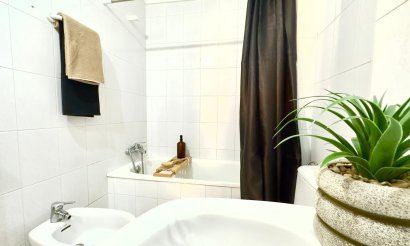 Resale - Apartment / flat - Torrevieja - Nueva Torrevieja - Aguas Nuevas