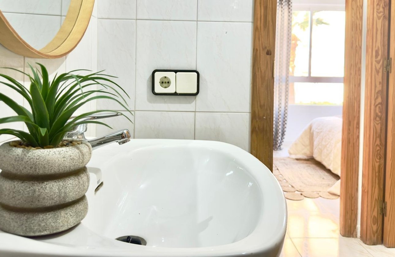 Resale - Apartment / flat - Torrevieja - Nueva Torrevieja - Aguas Nuevas