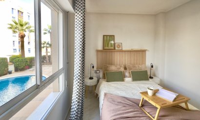 Resale - Apartment / flat - Torrevieja - Nueva Torrevieja - Aguas Nuevas