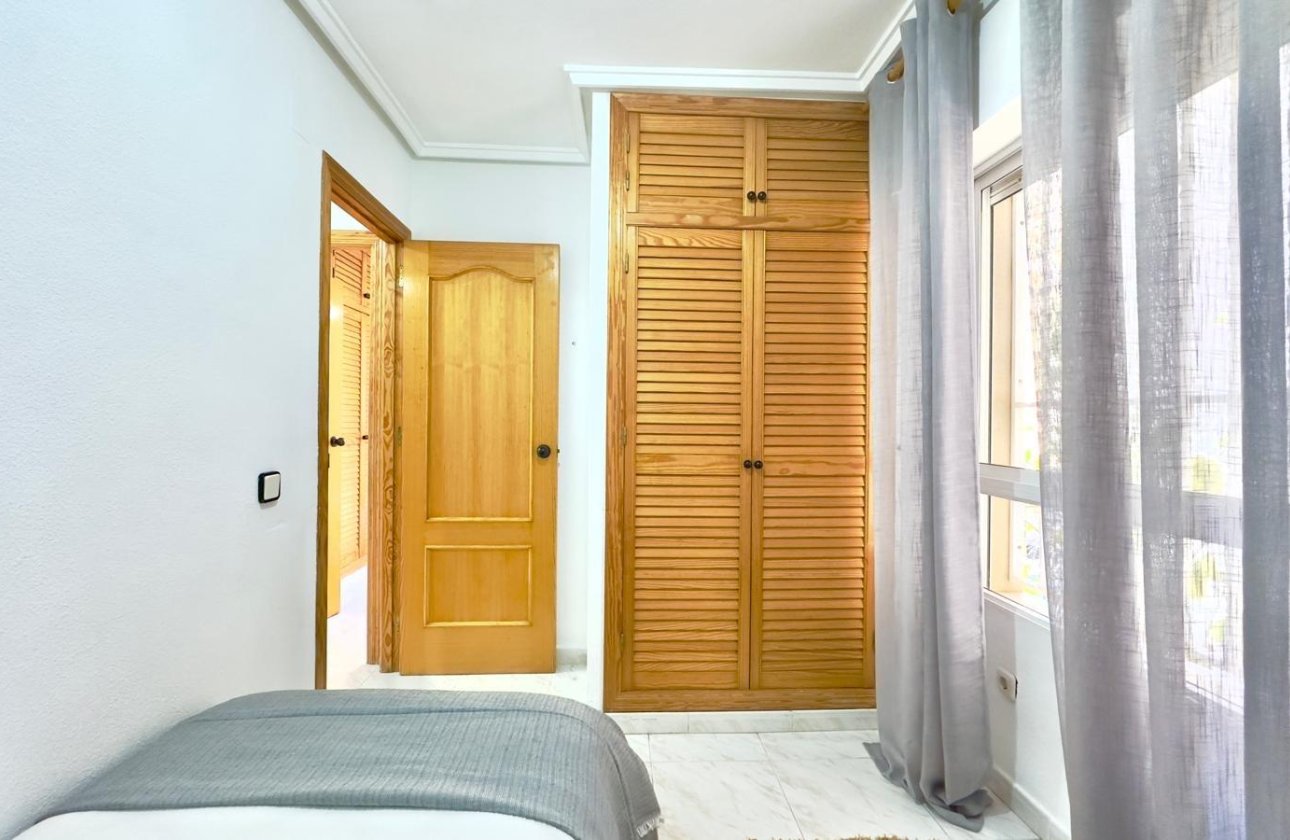 Resale - Apartment / flat - Torrevieja - Nueva Torrevieja - Aguas Nuevas