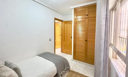 Resale - Apartment / flat - Torrevieja - Nueva Torrevieja - Aguas Nuevas