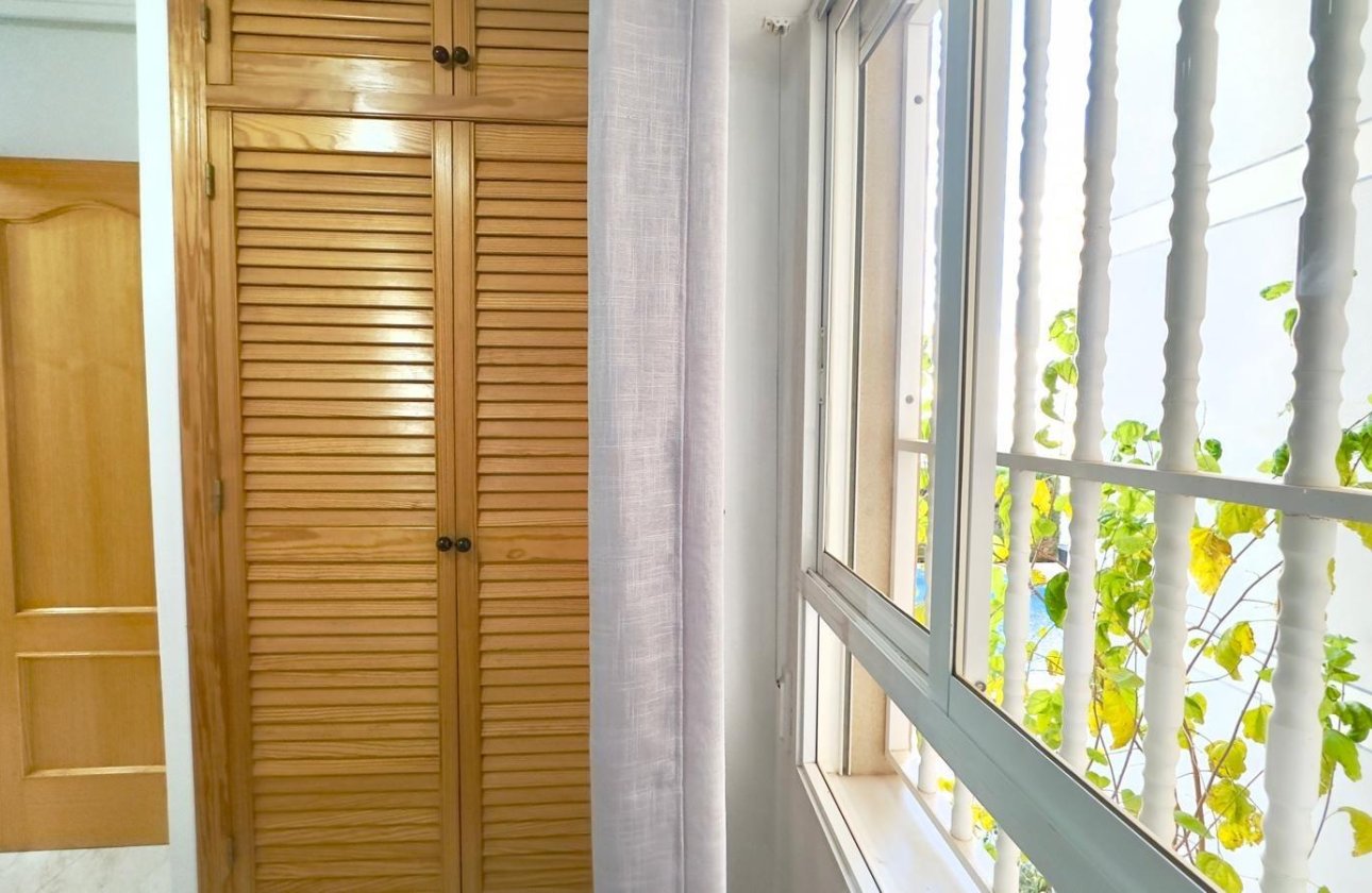 Resale - Apartment / flat - Torrevieja - Nueva Torrevieja - Aguas Nuevas