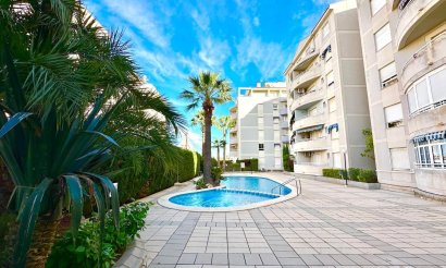 Resale - Apartment / flat - Torrevieja - Nueva Torrevieja - Aguas Nuevas