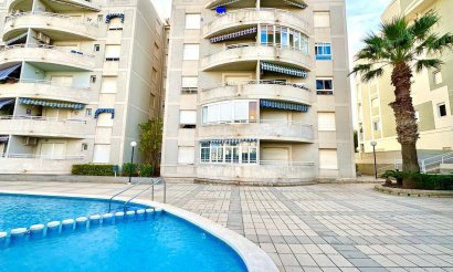 Resale - Apartment / flat - Torrevieja - Nueva Torrevieja - Aguas Nuevas