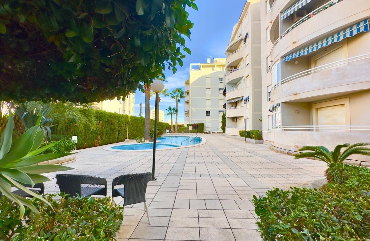 Resale - Apartment / flat - Torrevieja - Nueva Torrevieja - Aguas Nuevas