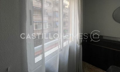 Resale - Apartment / flat - Torrevieja - Centro