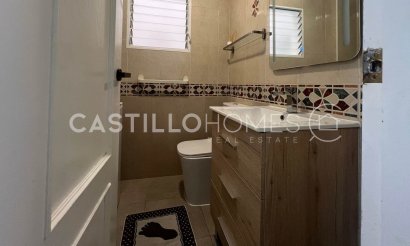 Resale - Apartment / flat - Torrevieja - Centro