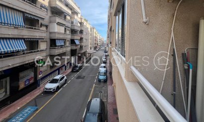 Resale - Apartment / flat - Torrevieja - Centro