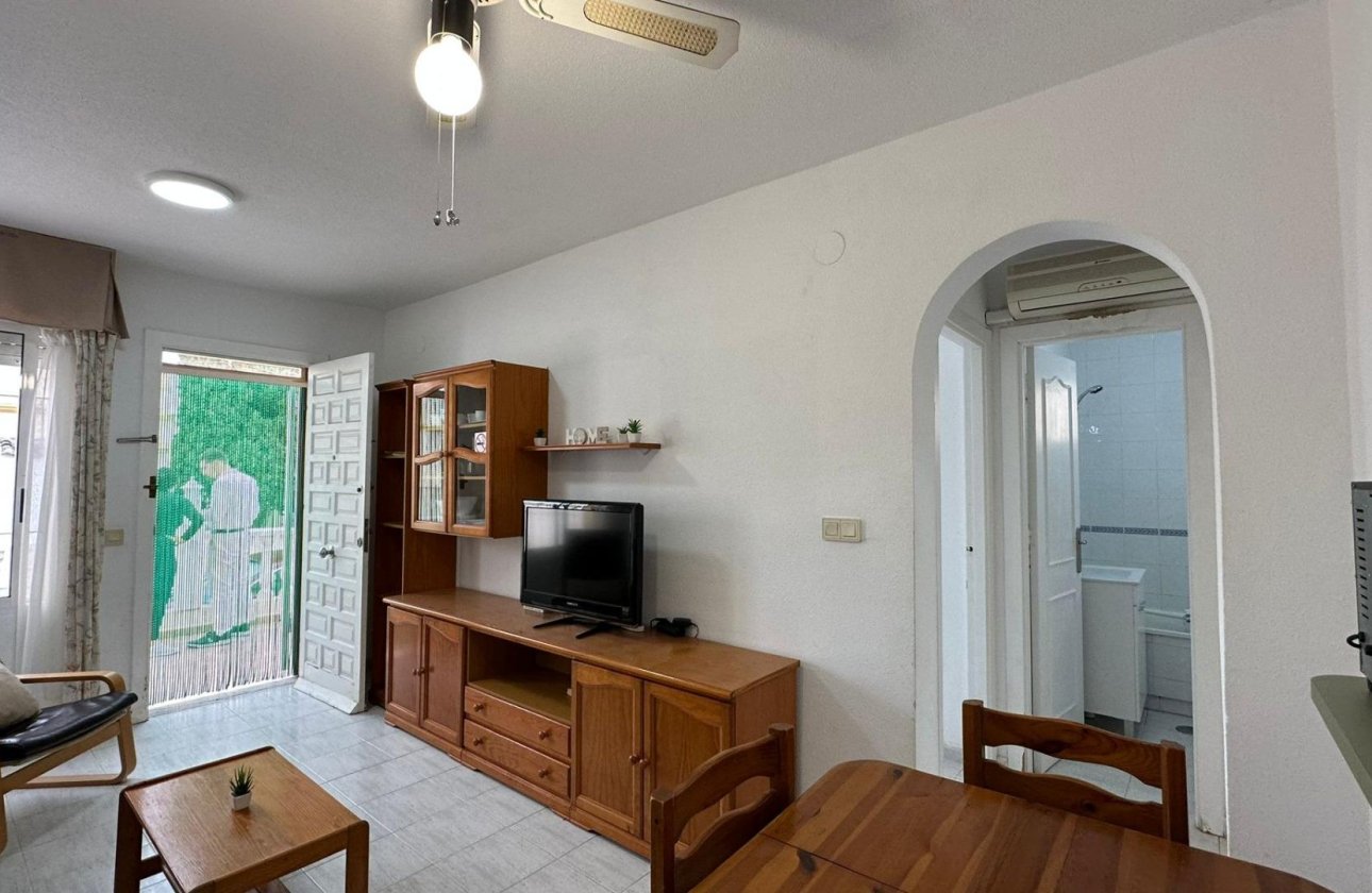 Resale - Bungalow - Orihuela Costa - La Florida