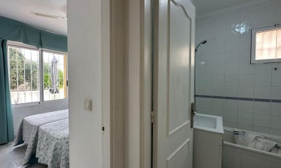 Resale - Bungalow - Orihuela Costa - La Florida