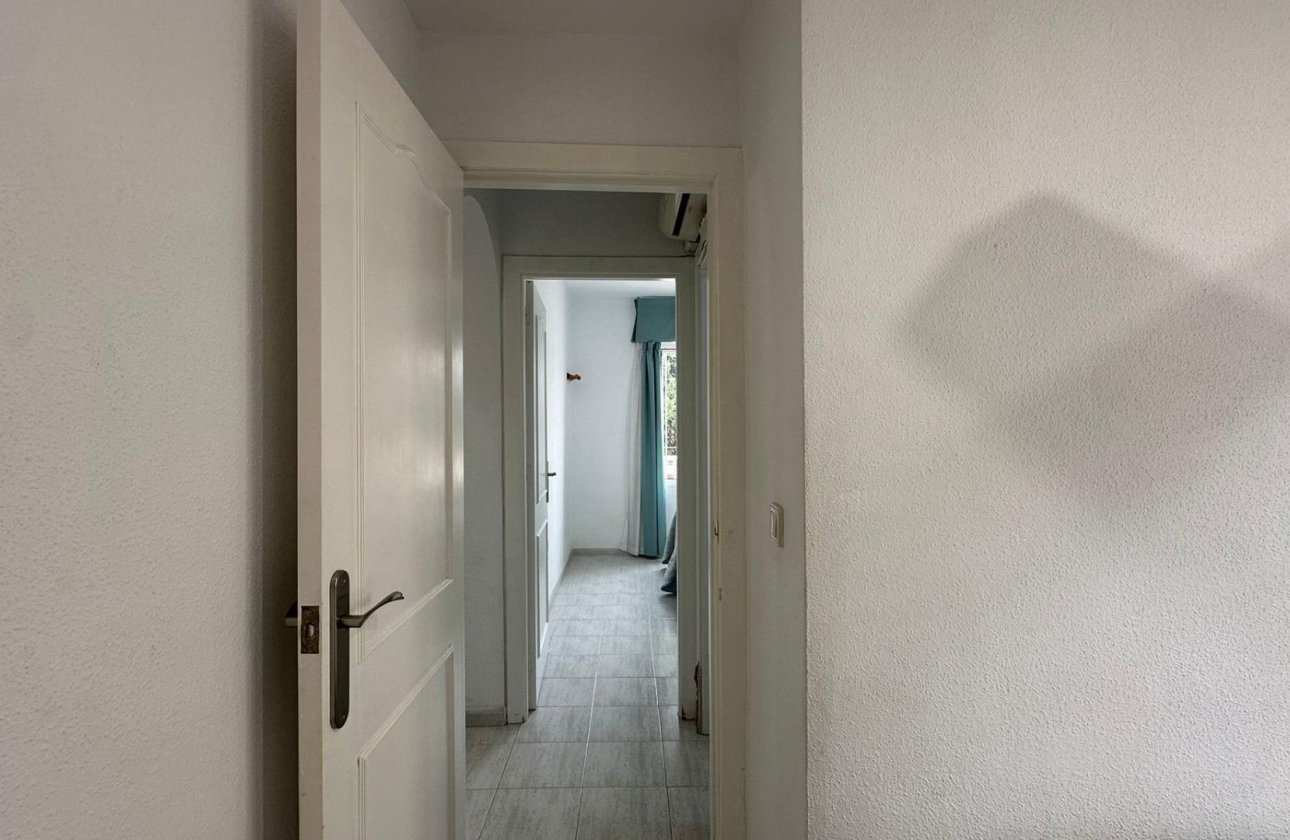 Resale - Bungalow - Orihuela Costa - La Florida