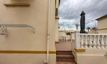 Resale - Bungalow - Orihuela Costa - La Florida