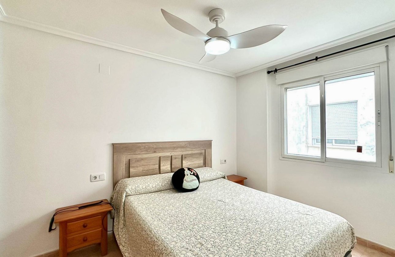 Resale - Apartment / flat - Torrevieja - Centro