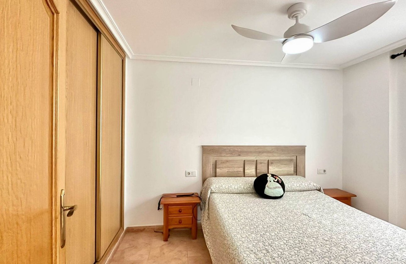 Resale - Apartment / flat - Torrevieja - Centro