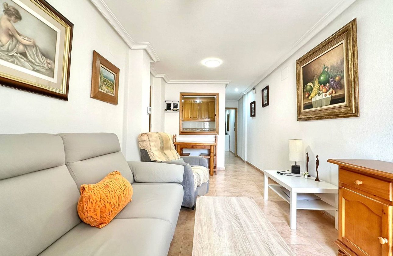 Resale - Apartment / flat - Torrevieja - Centro