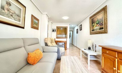 Resale - Apartment / flat - Torrevieja - Centro