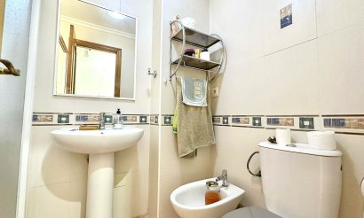 Resale - Apartment / flat - Torrevieja - Centro