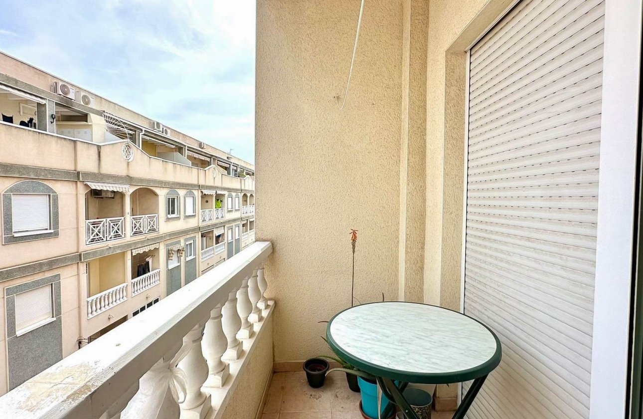 Resale - Apartment / flat - Torrevieja - Centro