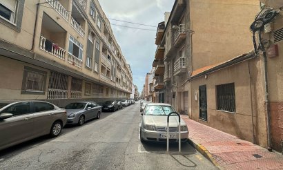 Resale - Apartment / flat - Torrevieja - Centro