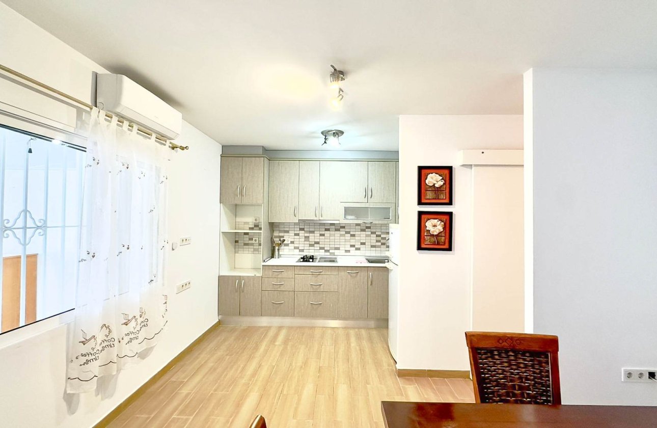 Resale - Bungalow - Torrevieja - Torretas