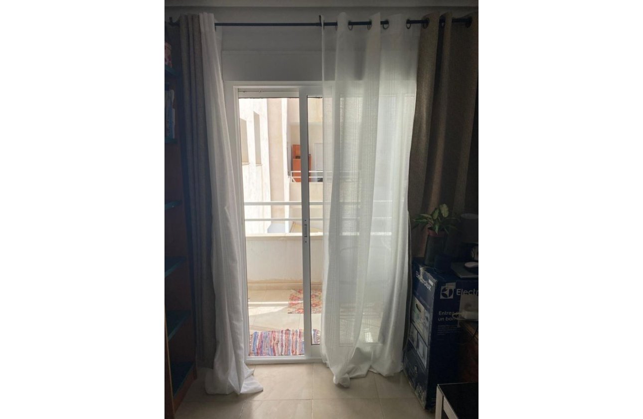 Resale - Apartment / flat - Torrevieja - Centro