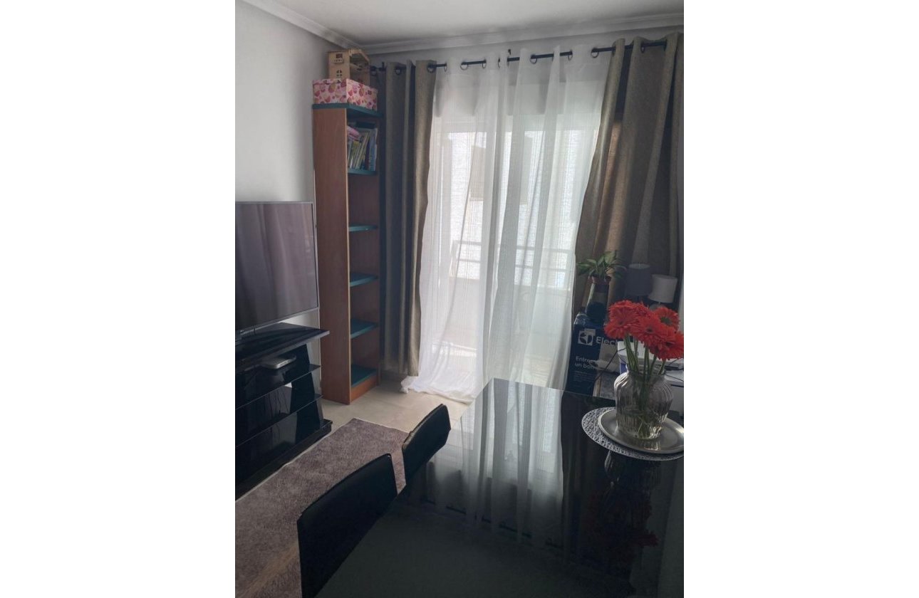 Resale - Apartment / flat - Torrevieja - Centro