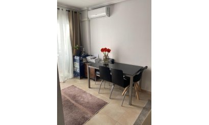 Resale - Apartment / flat - Torrevieja - Centro