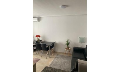 Resale - Apartment / flat - Torrevieja - Centro